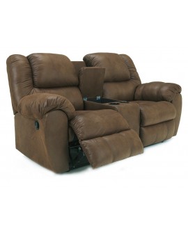 Ashley Furniture Quarterback Loveseat con Reclinable y Consola Café - Envío Gratuito